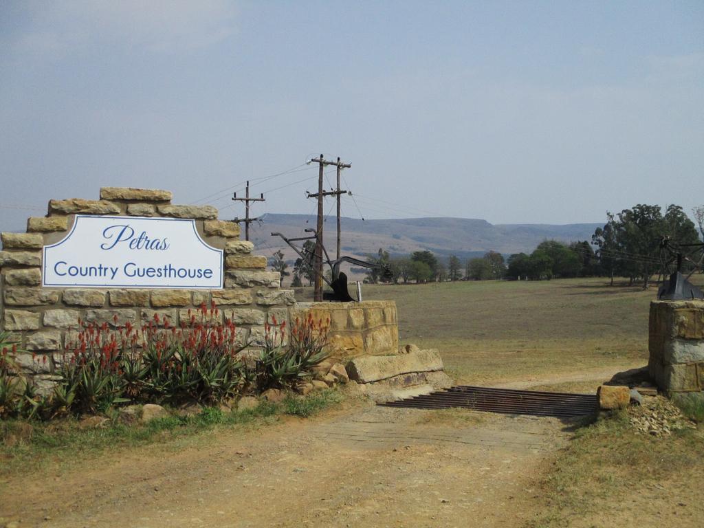 Petra'S Country Guesthouse Vryheid Esterno foto
